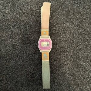 NEVER WORN FREESTYLE SHARK WATCH